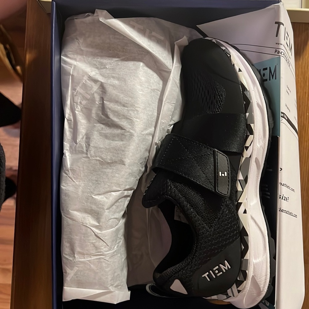 New in box Tiem spin shoes